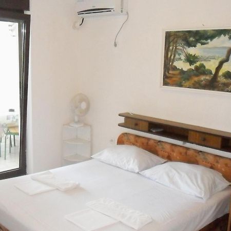 Apartments By The Sea Suha Punta, Rab - 5050 Kampor Szoba fotó