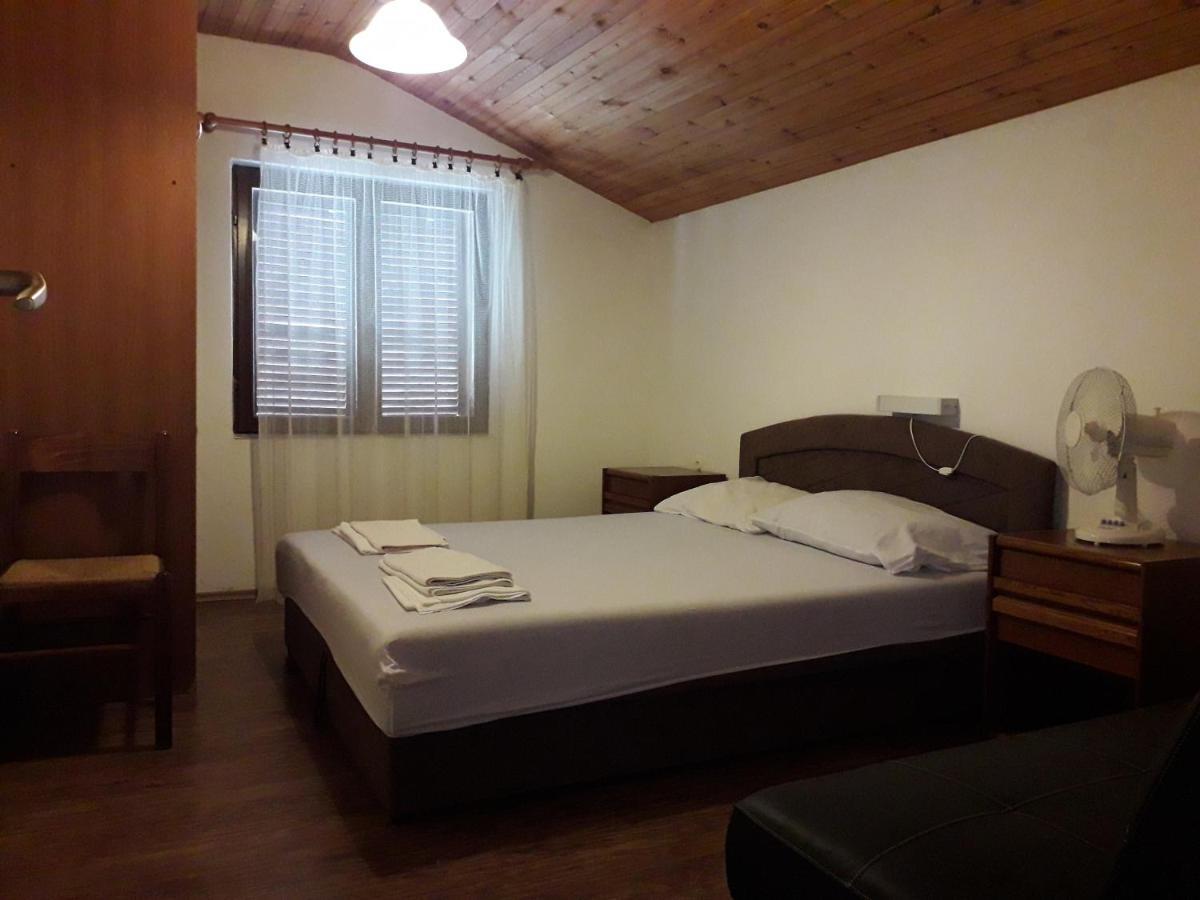 Apartments By The Sea Suha Punta, Rab - 5050 Kampor Kültér fotó