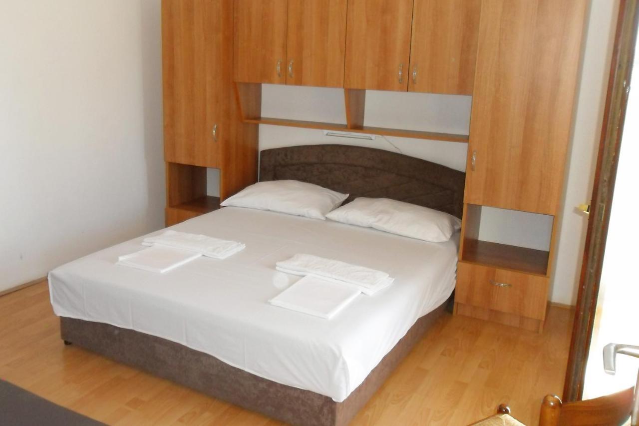 Apartments By The Sea Suha Punta, Rab - 5050 Kampor Kültér fotó